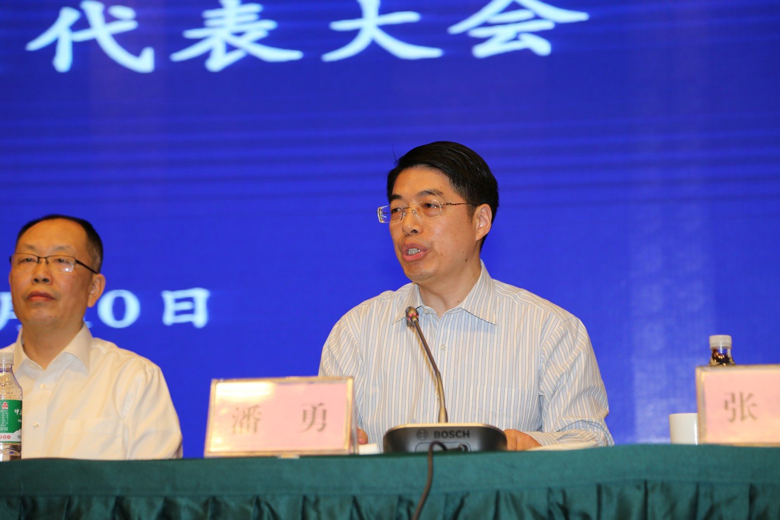 重庆市社会科学界联合会党组成员、副主席潘勇讲话.JPG 重庆市社会科学界联合会党组成员、副主席潘勇讲话.JPG