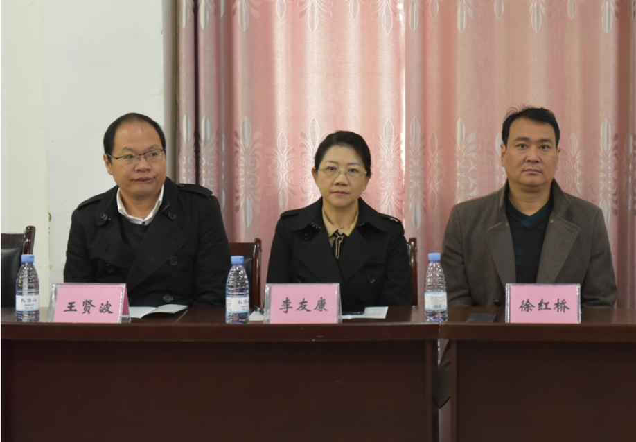 推荐会上，重庆市社科联副主席潘勇讲话_副本.png